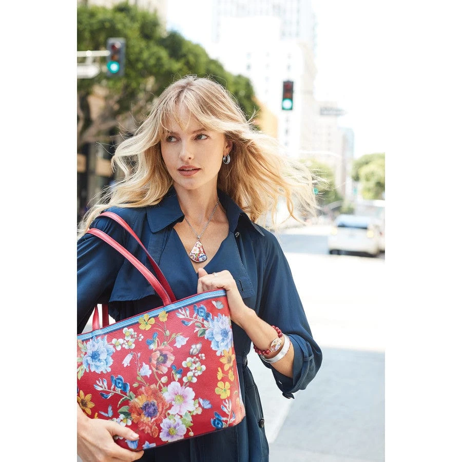 Blossom Hill Rouge Scarlet Tote - Image 6